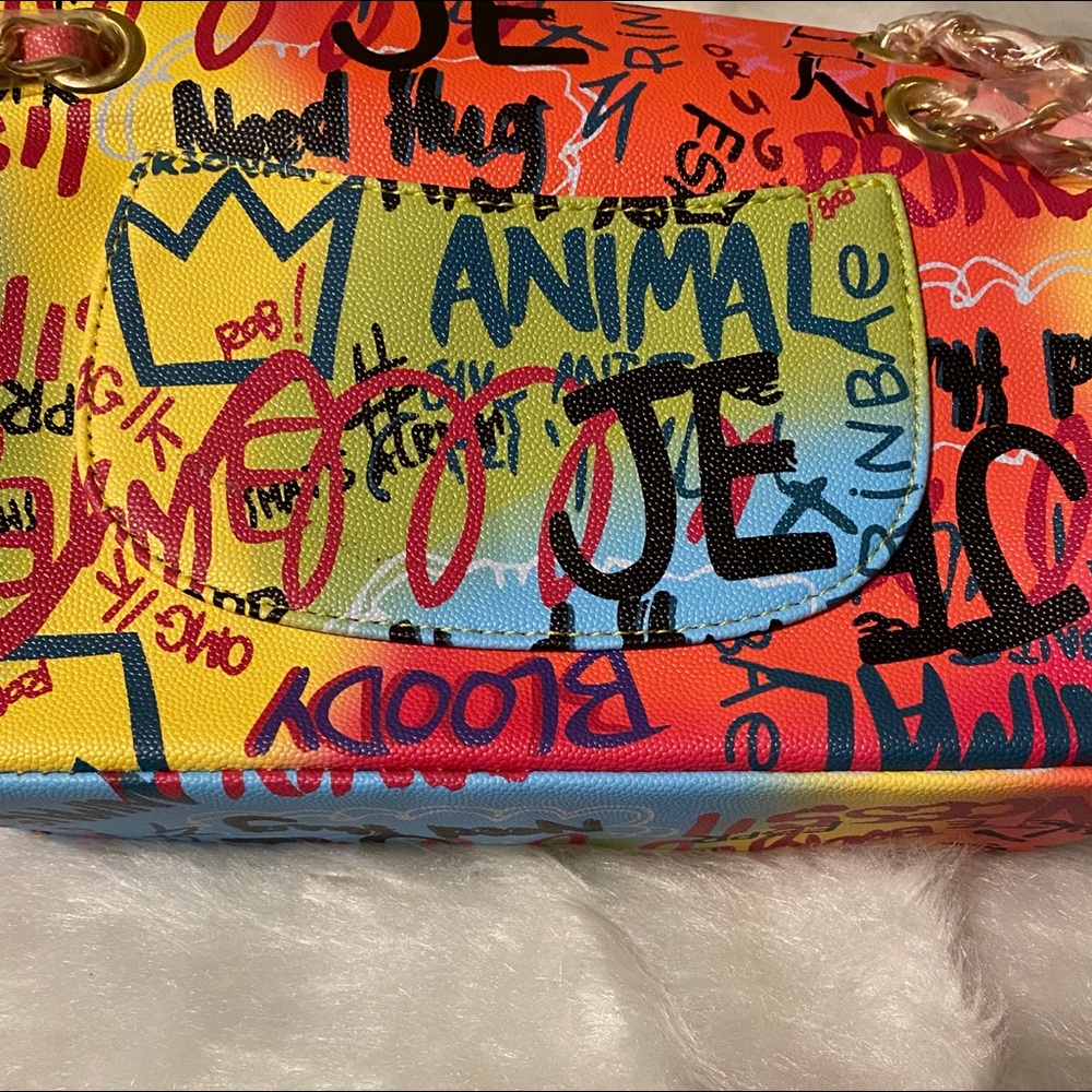 Purses - Picture 1 of 4